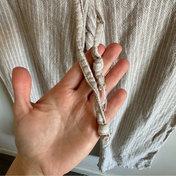 3/$20⚡️ Rewash Tan & White Striped Linen Blend Tie Waist Flowy Pants - Picture 11 of 13